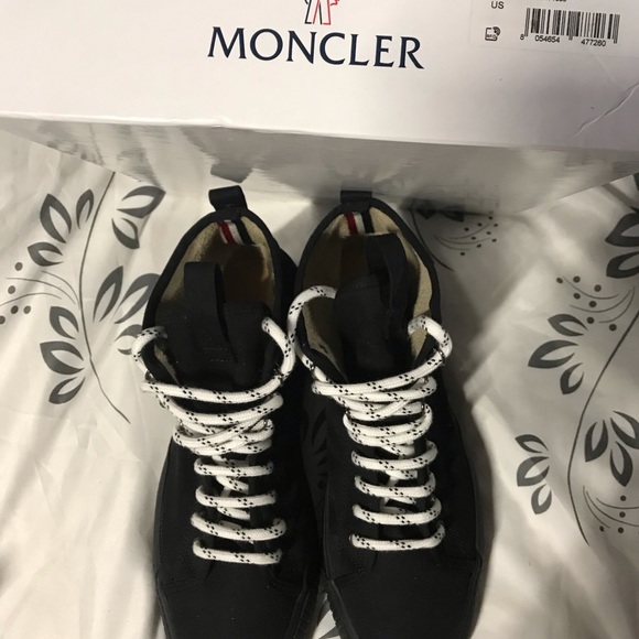 moncler achard jacket